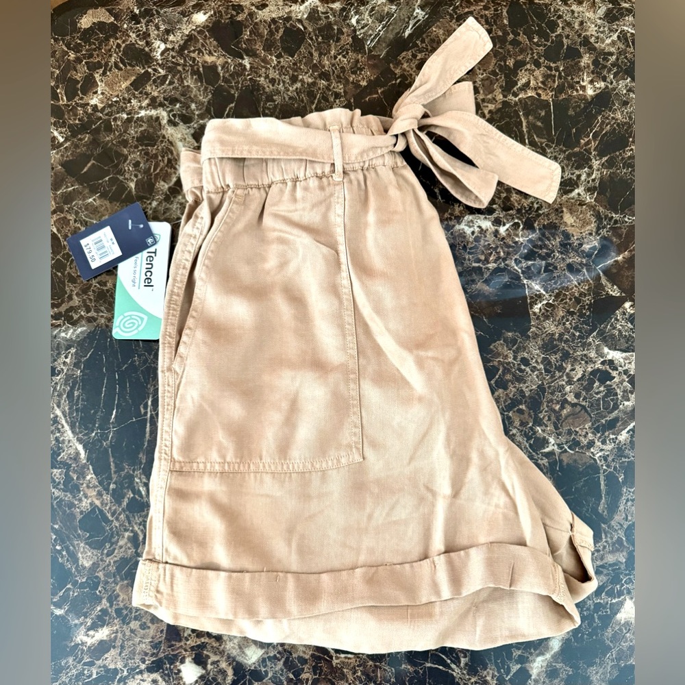 Lucky Brand Size M Women’s Tencel Shorts NWT